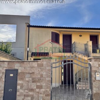 Appartamento al piano primo in trifamiliare
