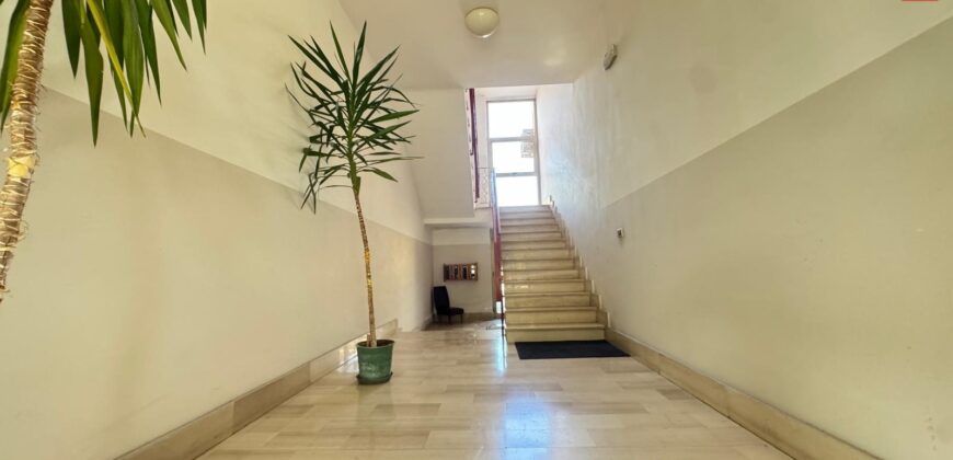 Appartamento al piano primo con box
